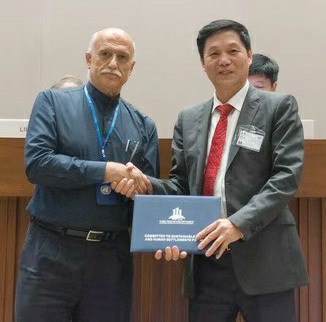 中國(guó)原創(chuàng)享譽(yù)聯(lián)合國(guó) | 升華電梯榮獲全球人居環(huán)境社會(huì)責(zé)任殊榮!(圖3)